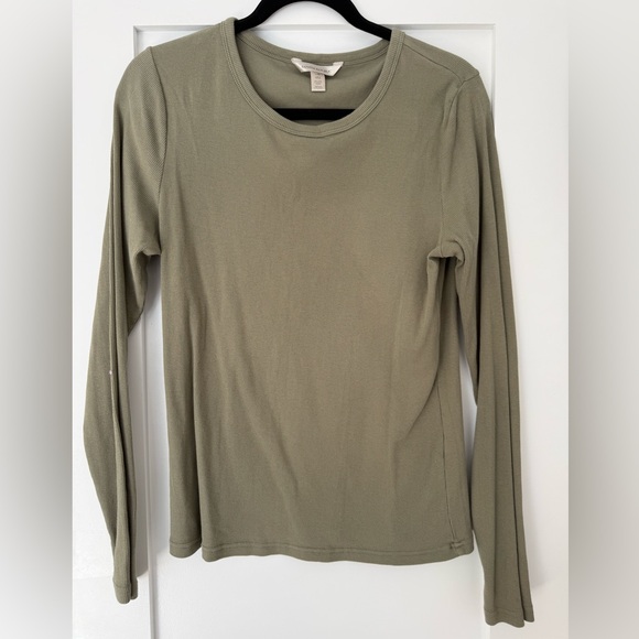 Banana Republic Ribbed Long Sleeve Top | Sage Green / Olive | Fitted Stretch - Picture 2 of 4